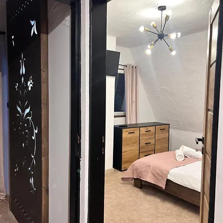 Melania Apartament *